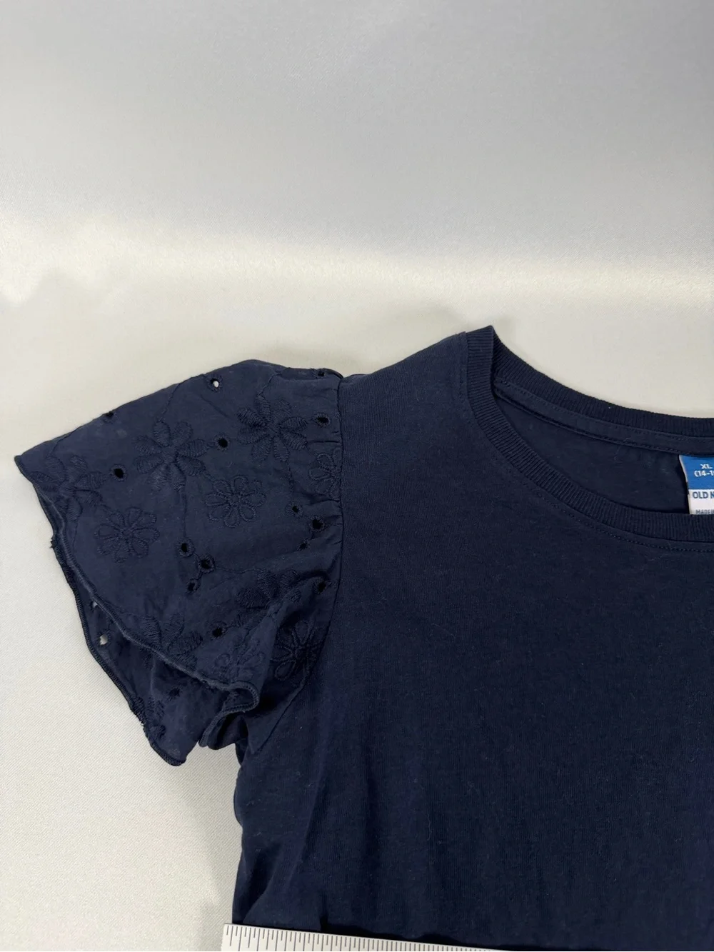 Old Navy Girls Navy Eyelet Flutter‑Sleeve Tee | Size XL